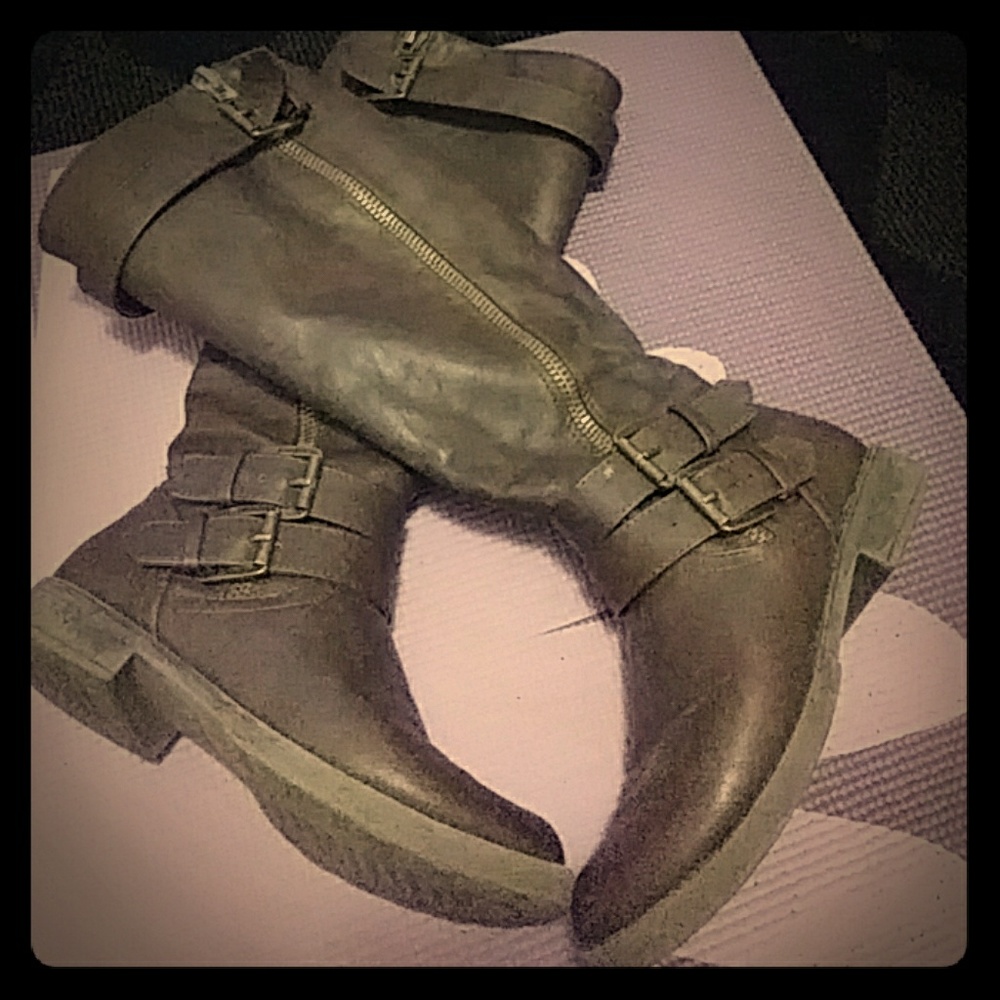 Brown boots